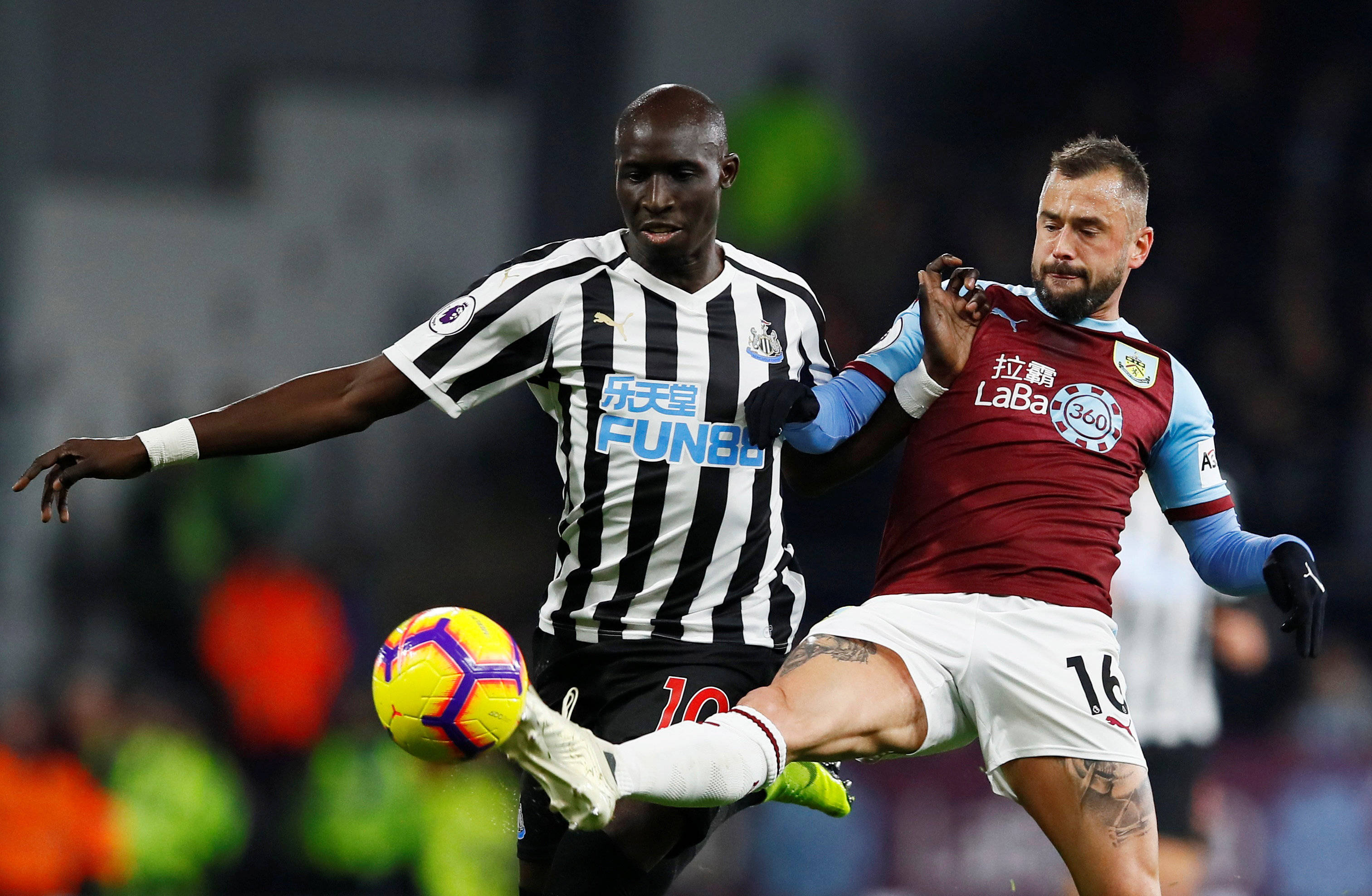 他的防守脚 他的防守脚