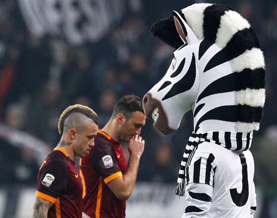 镜头出现在 镜头出现在